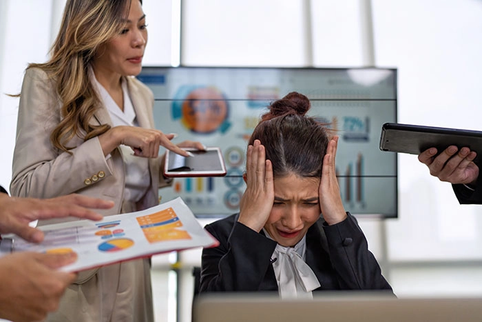 Gestão de Crise Financeira: Estratégias para Proteger sua Empresa da Inflação e Juros Altos